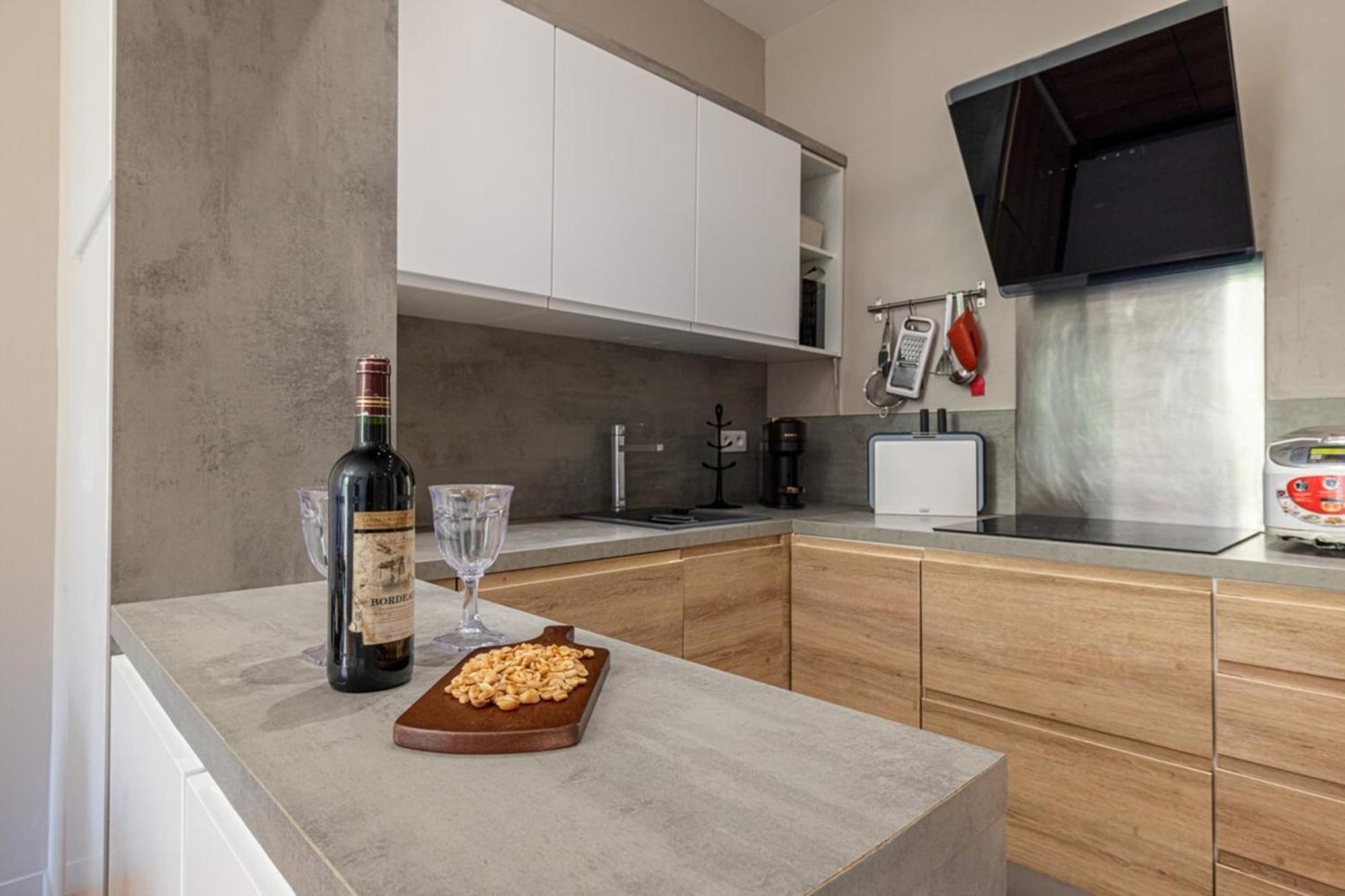 Joffre 49-D - Charming 2 Bedroom - Carre D'Or Ницца Экстерьер фото