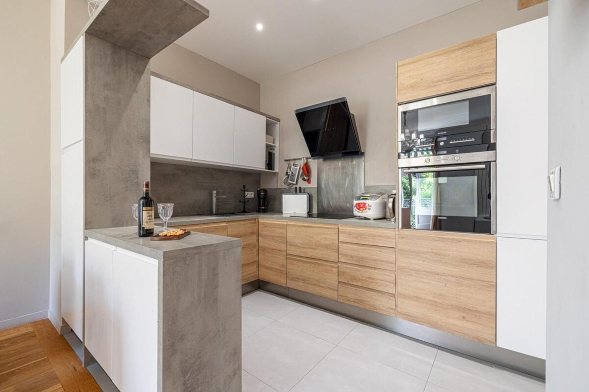 Joffre 49-D - Charming 2 Bedroom - Carre D'Or Ницца Экстерьер фото