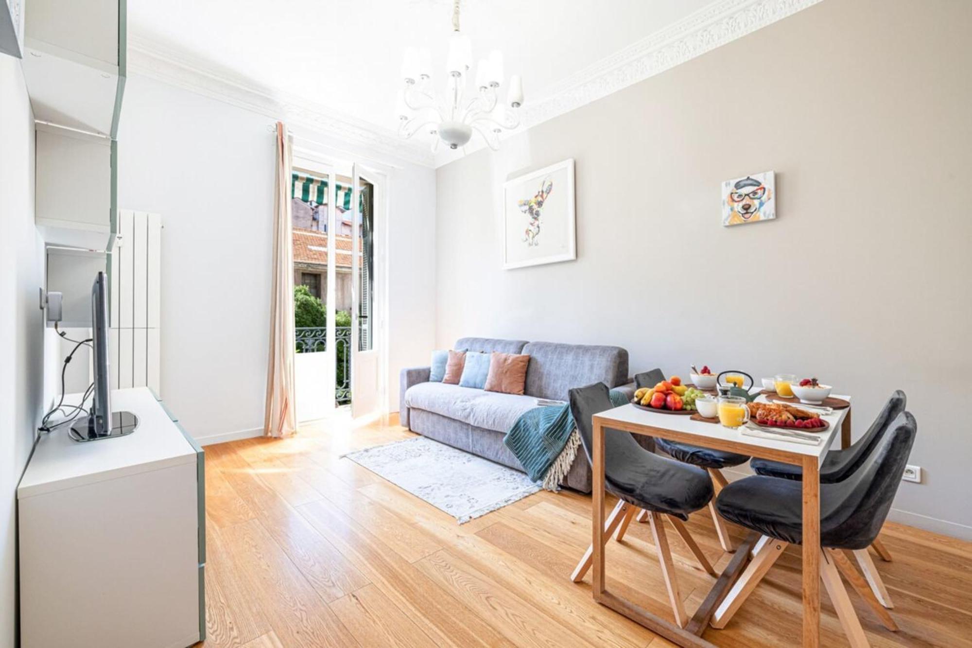 Joffre 49-D - Charming 2 Bedroom - Carre D'Or Ницца Экстерьер фото
